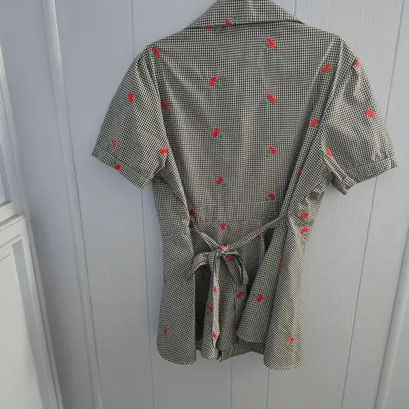 Hemet Cherry Gingham Button Front Top Size 3X – Rockabilly, Pinup, Cottagecore - Picture 2 of 7